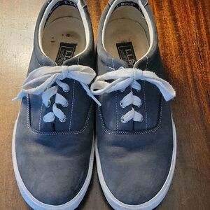 L.L. Bean Men's Charcoal Sneakers with White Laces Su